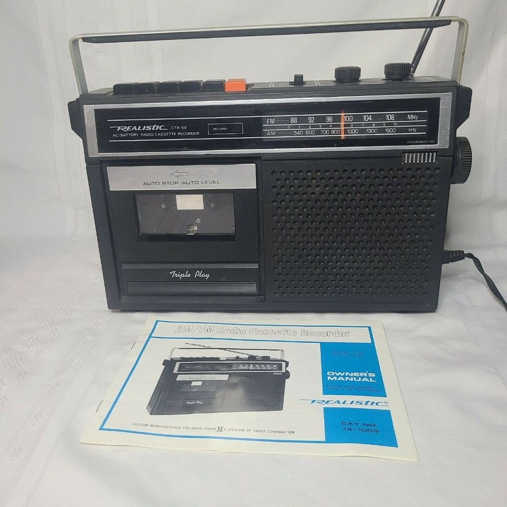 Vintage Radio Shack Realistic Radio CTR-59 Model: 14-1009 with Original Manual